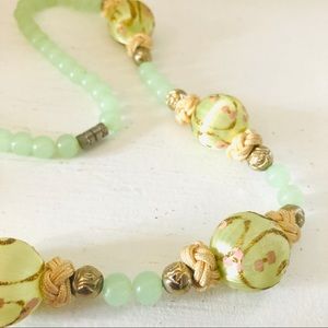 Vintage mint and chartreuse beaded necklace